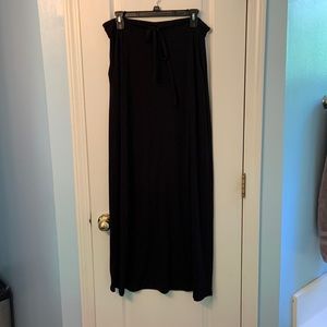 Weekender Maxi Skirt - Size L